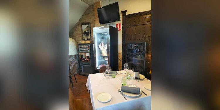 Restaurante El Hueco, restaurant