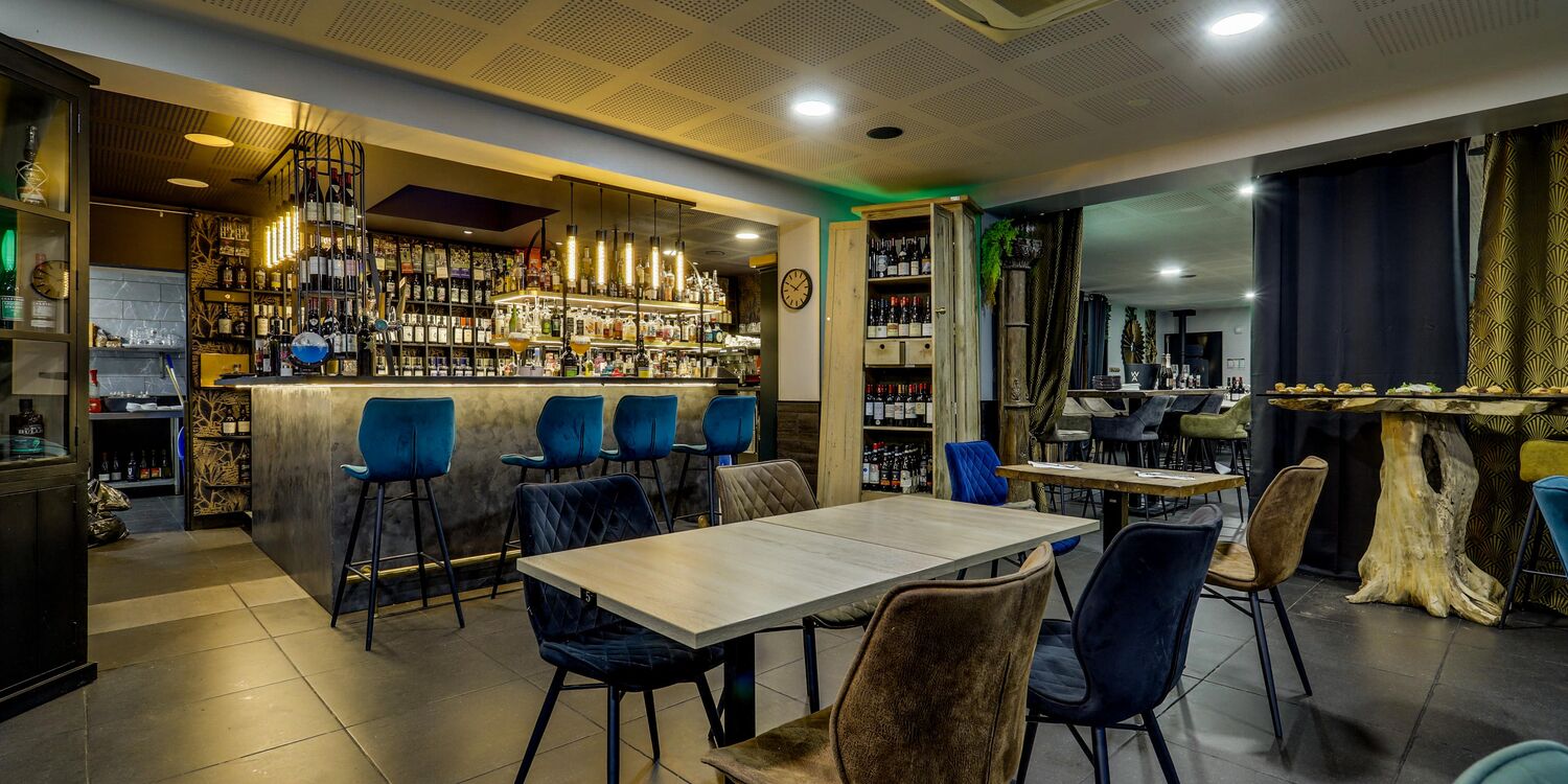 FBI restaurant, restaurant