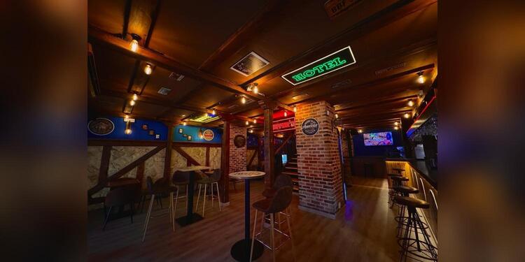 Peppers Cervecería, bar