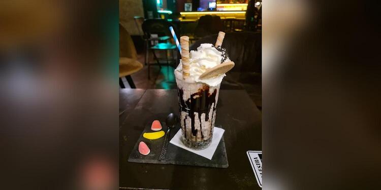 Bar Querido Watson, bar