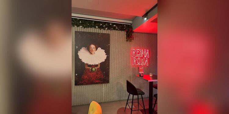 ReinaRoja, bar