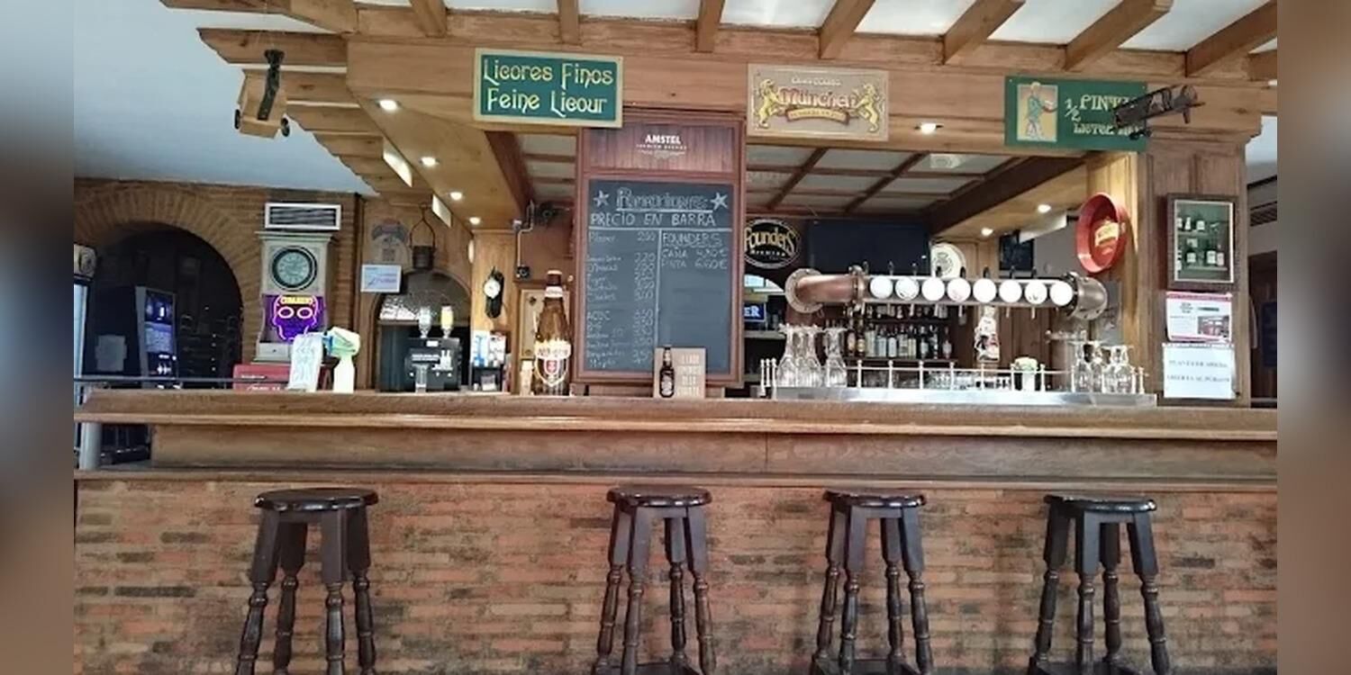 Cervecería München, bar