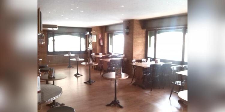 Cervecería München, bar