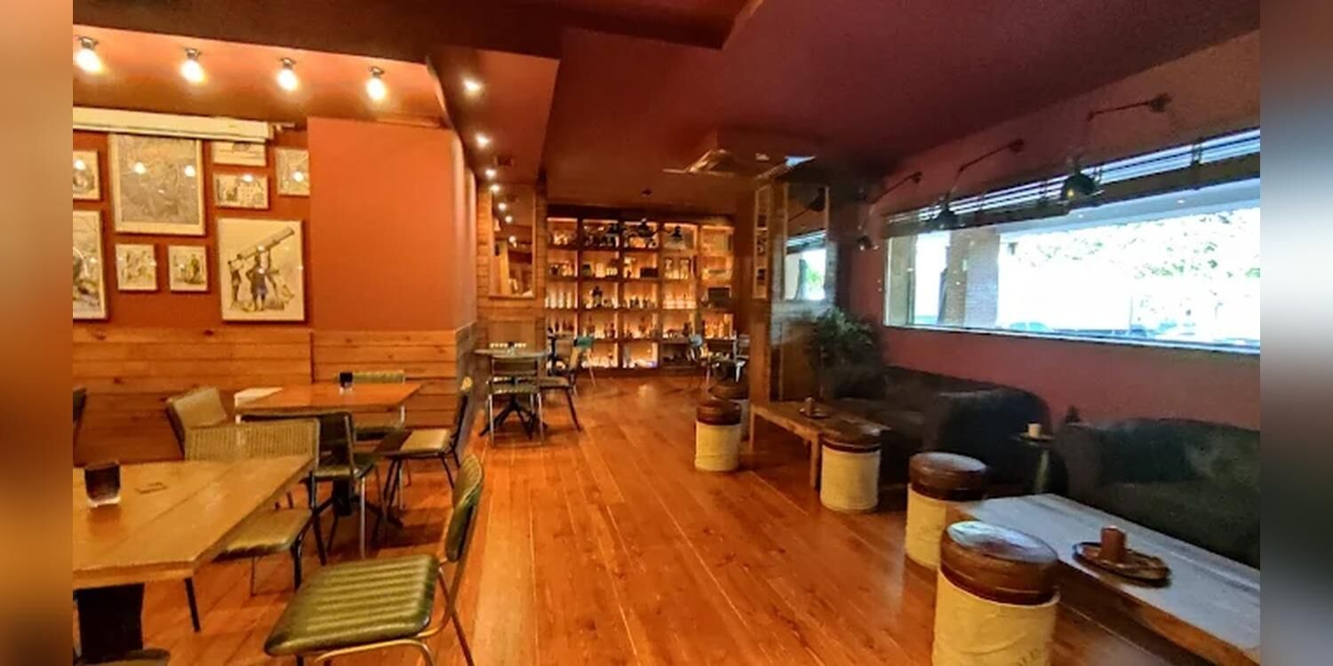 Connery Valladolid, bar