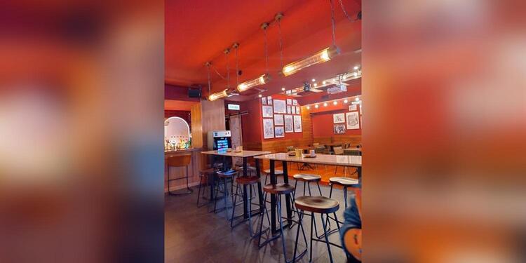 Connery Valladolid, bar