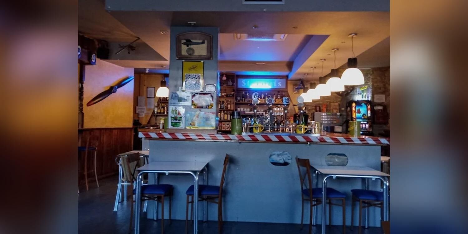 Spirit of St. Louis, bar