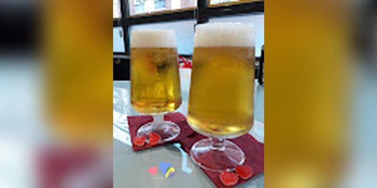 Golden Café y Copas, bar