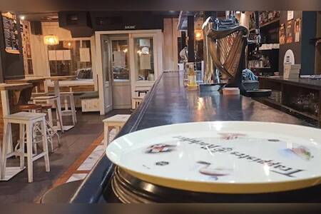 Milana Beerhouse Paraiso, Bar Valladolid Centro #0