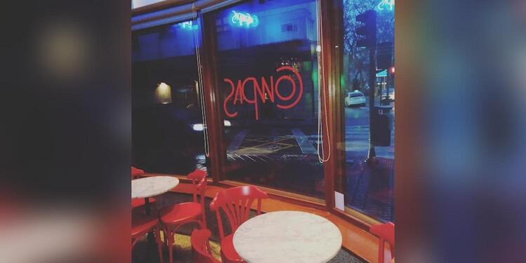 Compass Café Bar, bar