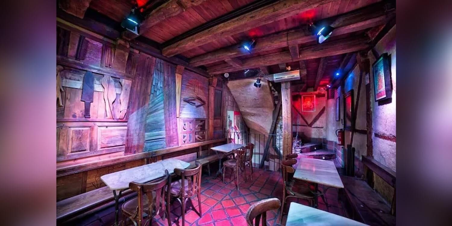 La Española Cuando Besa, bar