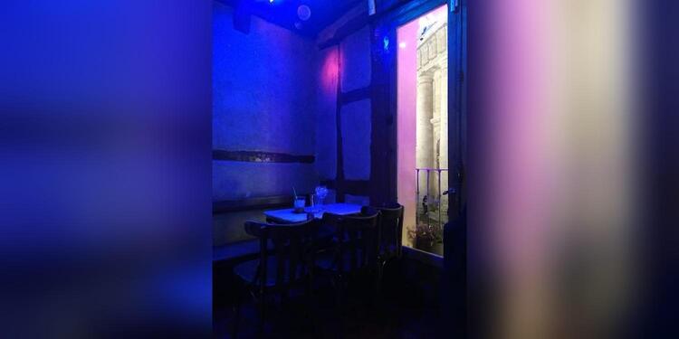 La Española Cuando Besa, bar