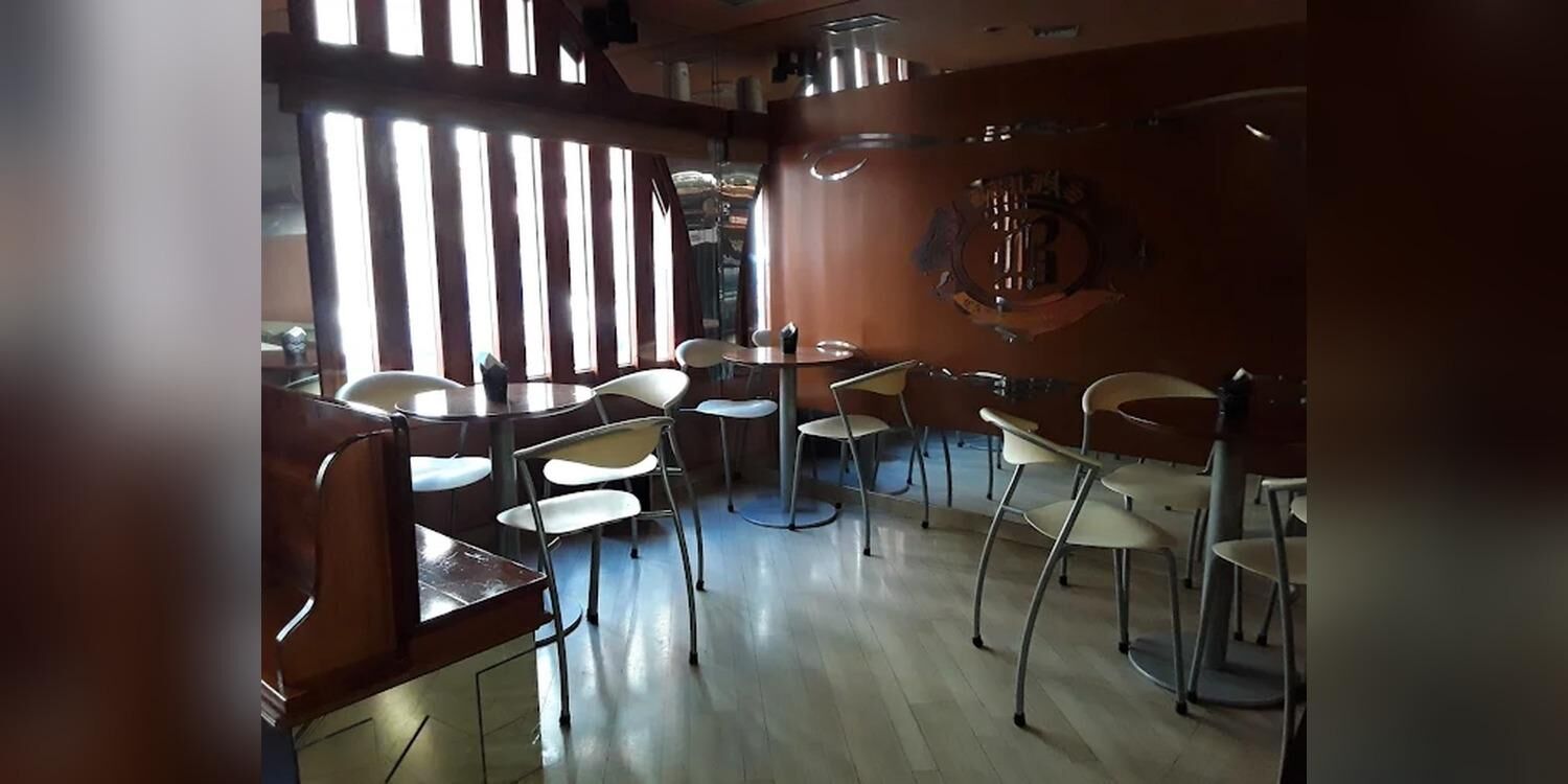 Café & Copas Brujas, bar