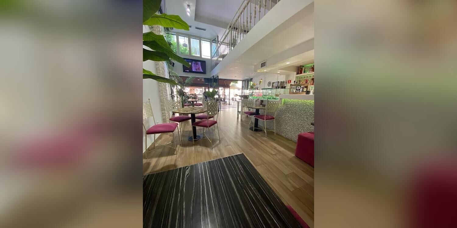 10y10 Cocktails Coffee, bar