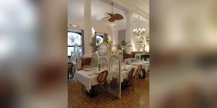 Club 1844, restaurant