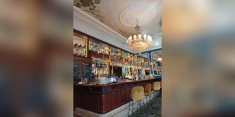 Club 1844, restaurant