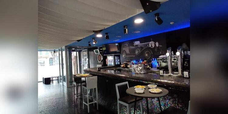 Karaoke THE CAR'S, bar