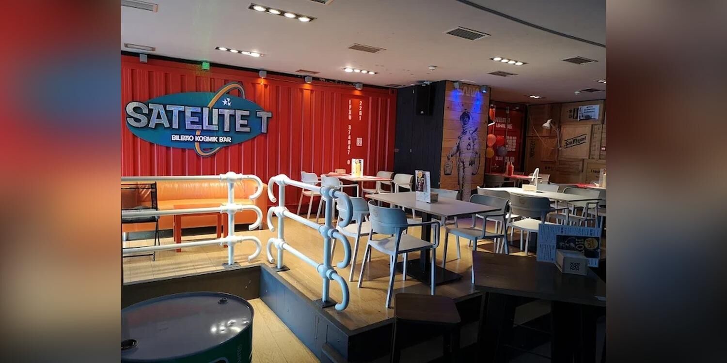 Bar Satélite, bar