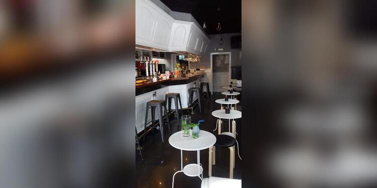 Bar New Hamilton, bar