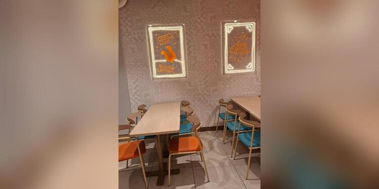 Popeyes Famous Louisiana Chicken, restaurant