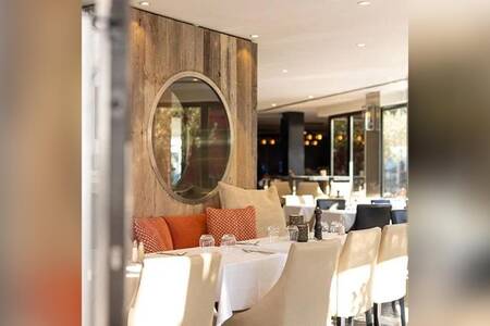 Le Café by Vesuvio, Restaurant Cannes  #0