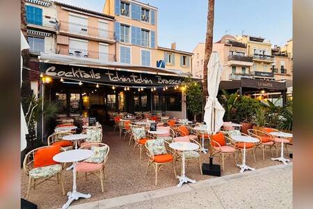 Tchin Tchin Bar, Bar Bandol  #0