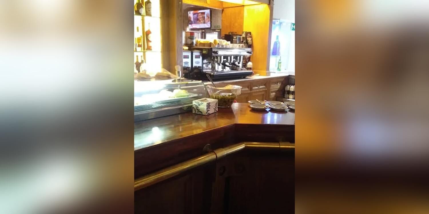 Cafetería Salón Ribera 1, bar