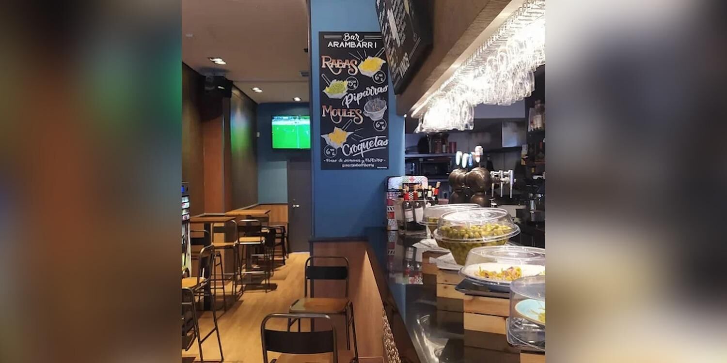 Bar Arambarri Santutxu, bar