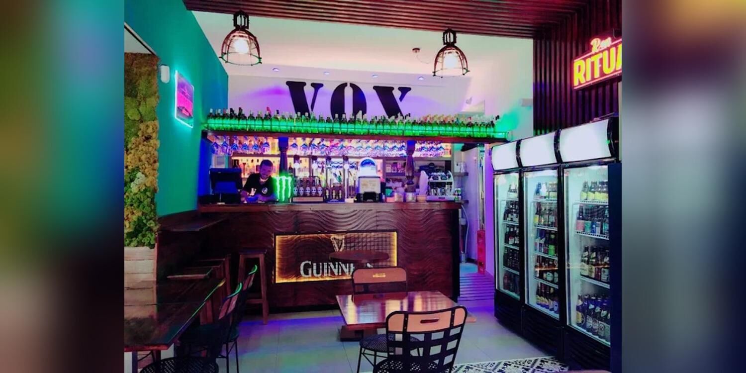 VOX, bar