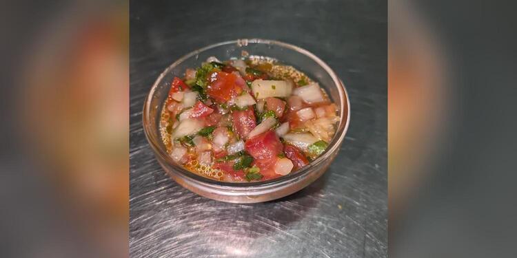 Café Bar Leones, bar