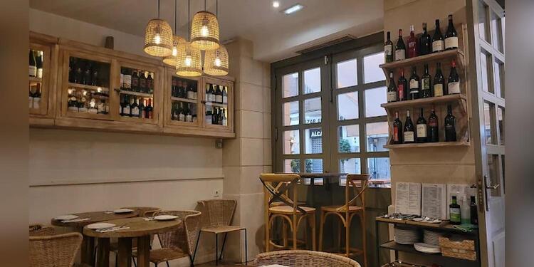 Illari Vinos y Tapas, restaurant