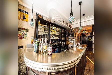 Bistrot Sainte Isaure, Bar Paris Montmartre #0