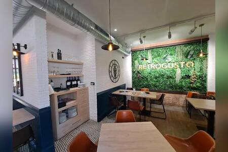 Retrogusto, Restaurante Málaga Ciudad Jardín #0