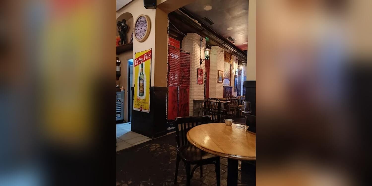 Calle de Bruselas, bar