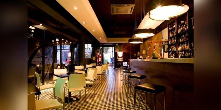 Paddintom Café & Copas, bar
