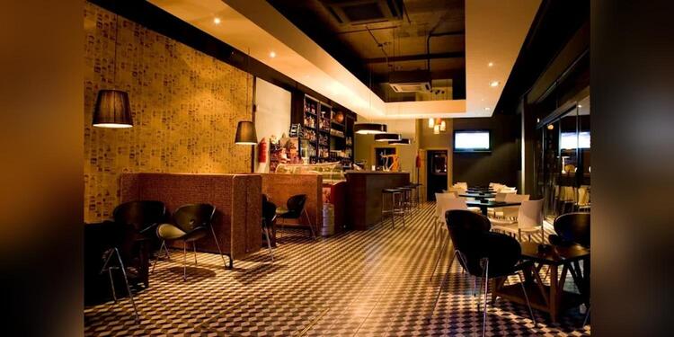 Paddintom Café & Copas, bar