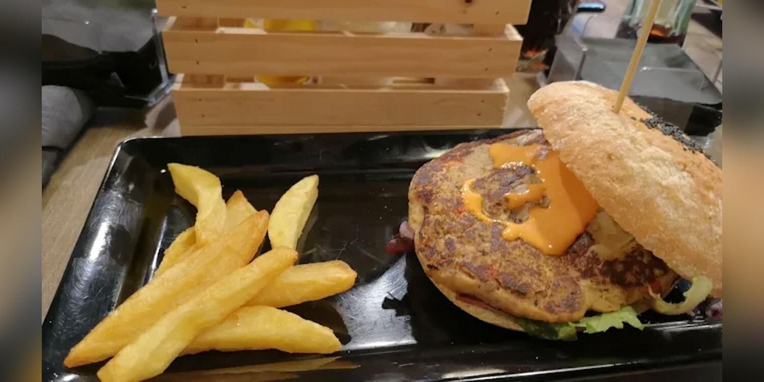 Pub Drinks & Pool Zaragoza, bar