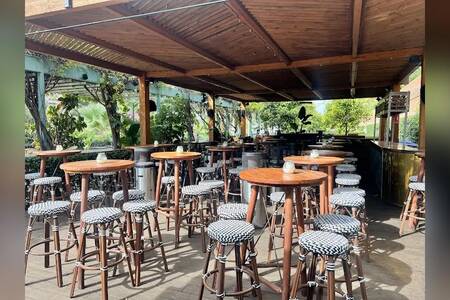 Manhattan river bar cocktails Sevilla, Bar Sevilla Casco Antiguo #0