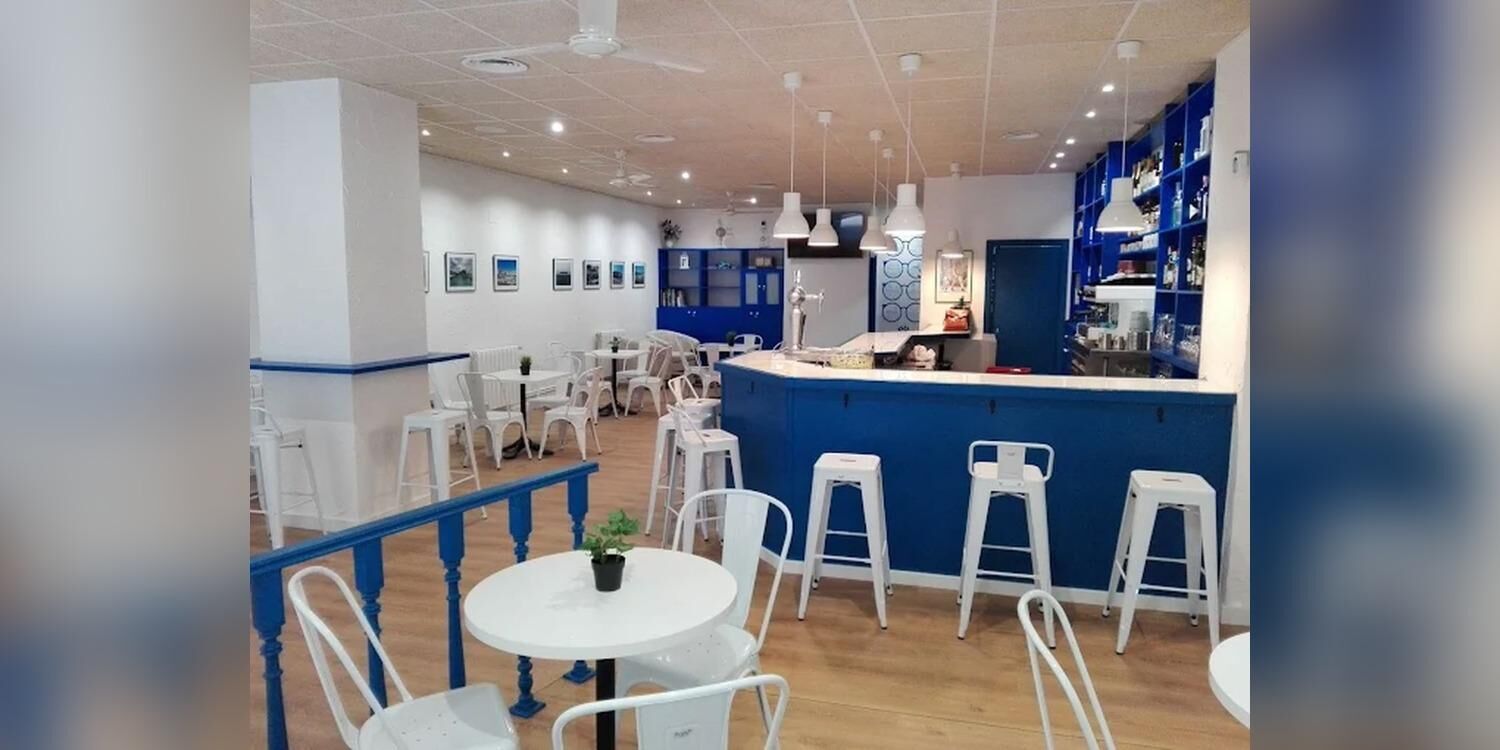 Café Ibiza Zgz, bar