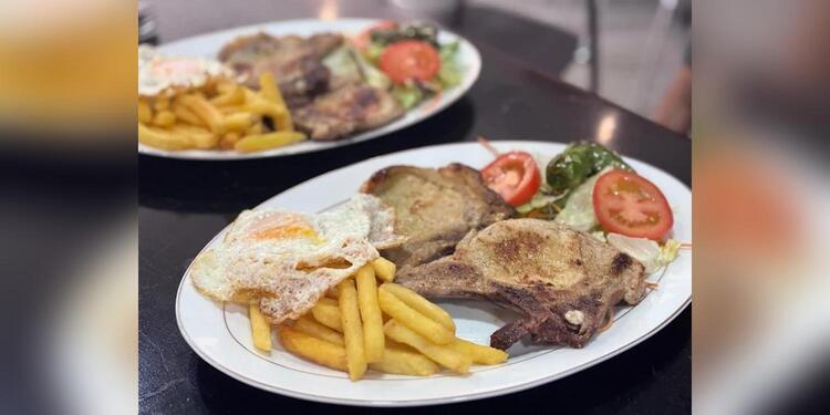 Aroma Coffee Bar, bar