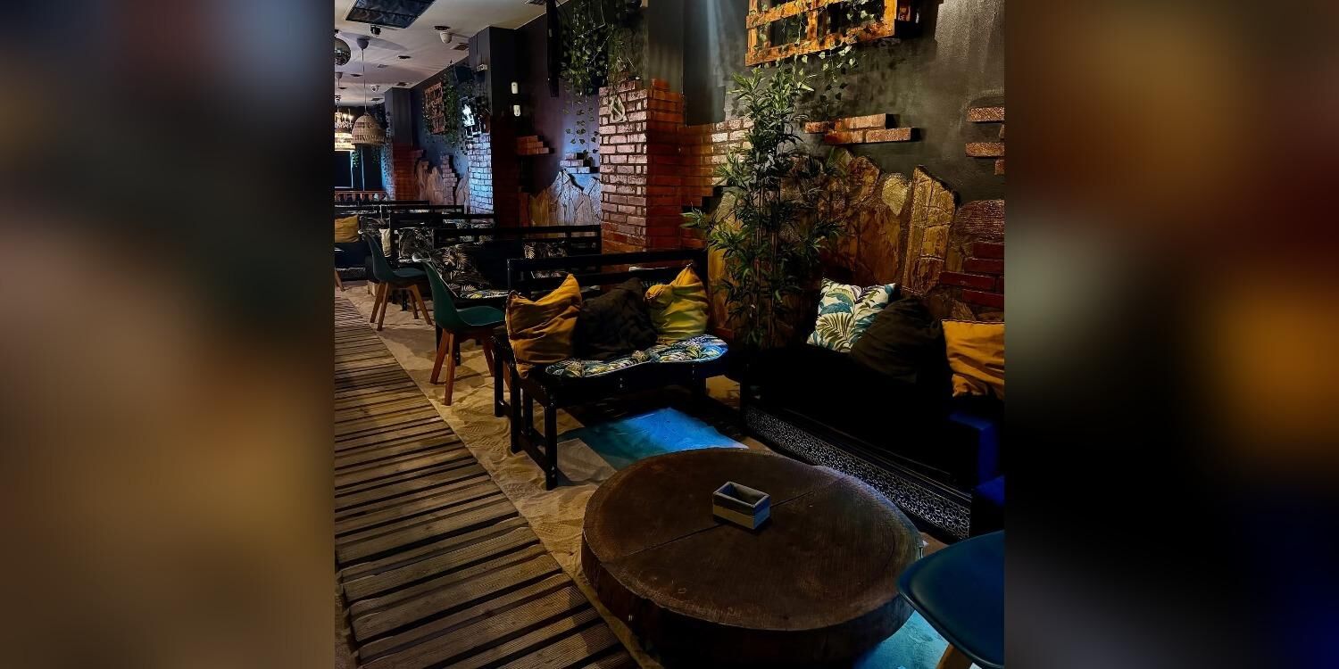 AMOURLOUNGE SHISHAS, bar