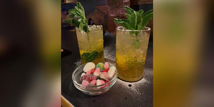 AMOURLOUNGE SHISHAS, bar