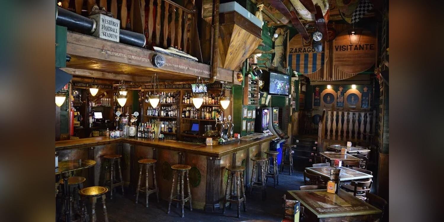 The Old Sport Tavern, bar
