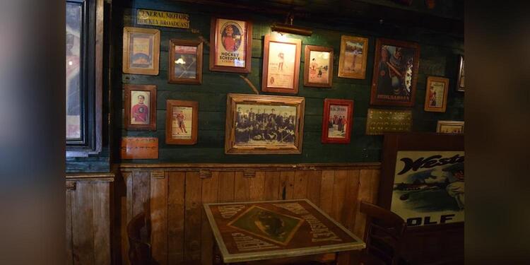 The Old Sport Tavern, bar