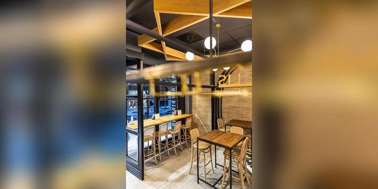 La Flor de Lis, restaurant