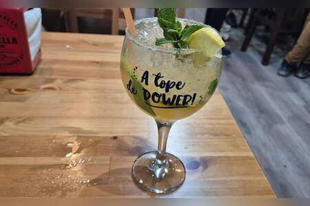 Bar Del Medio, Bar Zaragoza La Almozara #0