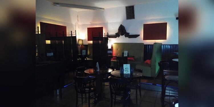 Café Bar Cadillac, bar