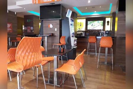 Luckia Sport Café, Bar Sevilla Los Remedios #0