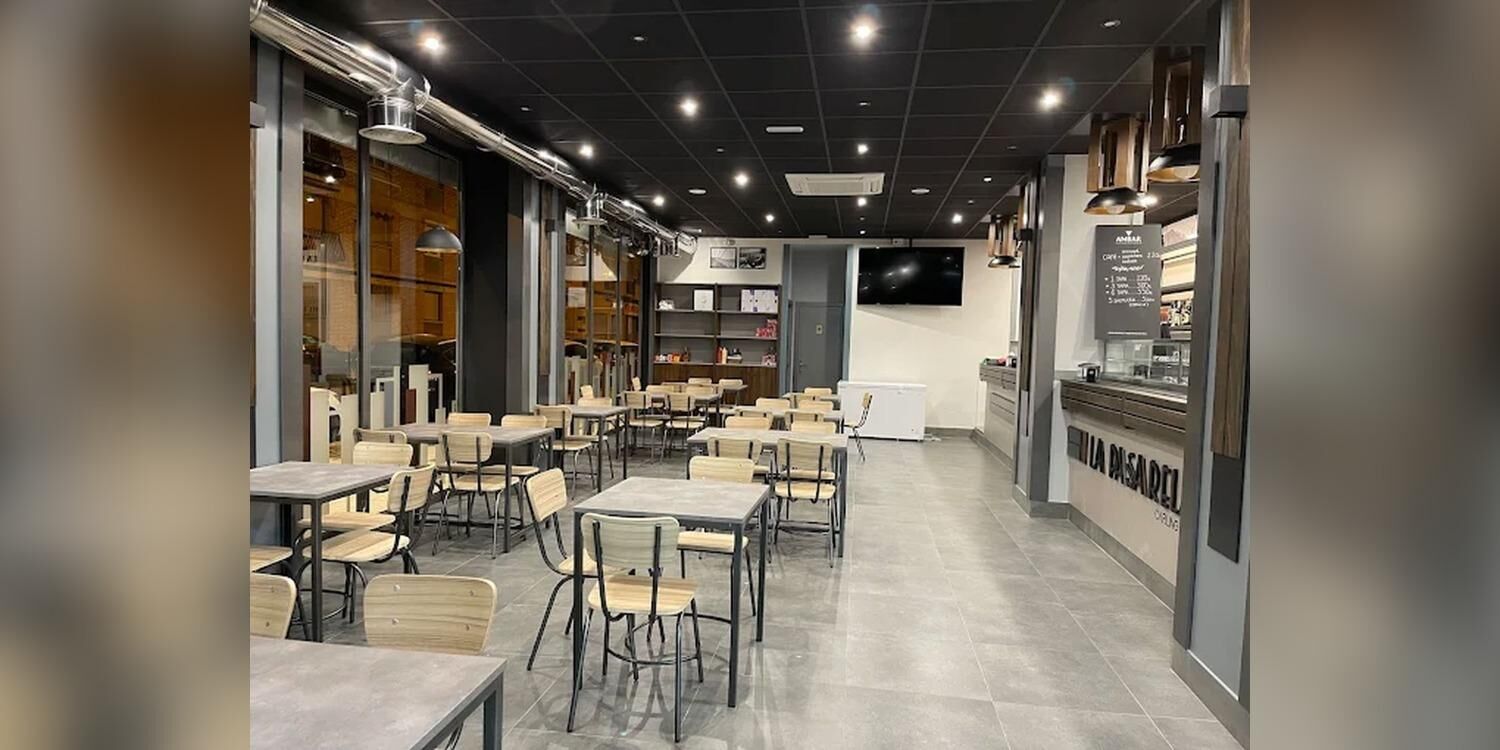 La Pasarela de Carling, bar