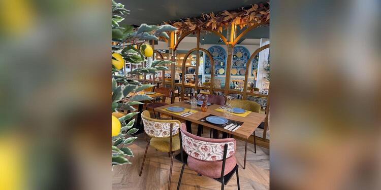 La Mafia se sienta a la mesa, restaurant