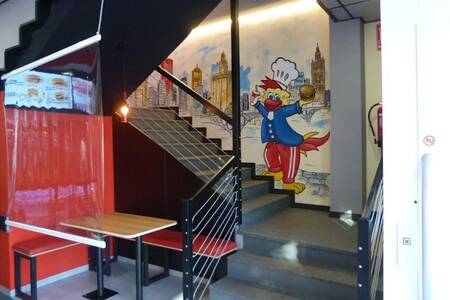 TRUSTY CHICKEN, Restaurante Sevilla La Plata #0